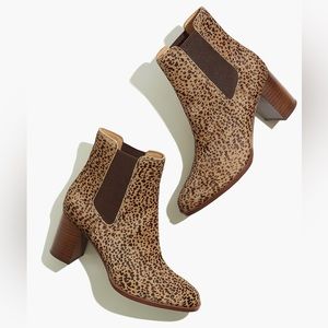 The Laura Chelsea Boot in Spotted Calf Hair. Madewell boot. Size 8.